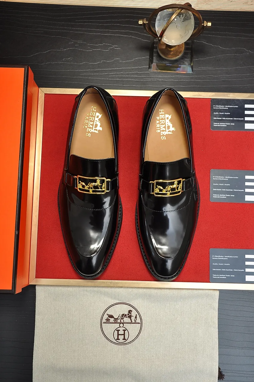 Men's shoes 💰500💶[HERMES] (cowhide lining)🍀Italian top luxury🍀He does not pursue novel styles and gorgeous colors, but attracts the favor of successful men with his flawless, elegant and classic style! This very, very comfortable, simple and stable style makes it easy to match any style! The pattern is absolutely 1:1 refined from the original case, and we strive for excellence in materials, imported cowhide + cowhide lining💪💪💪extraordinary texture👍! .Black brown code number: 38 to 45 (45 customized)